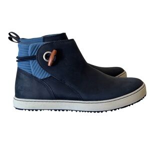 LL Bean blue leather Mountainside toggle pull on ankle boots women’s 9.5